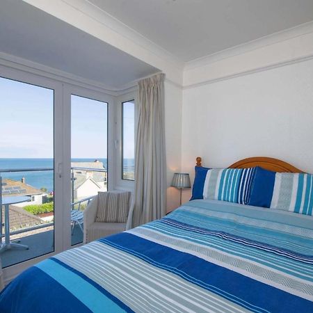 Seaview Bed & Breakfast Looe Bagian luar foto