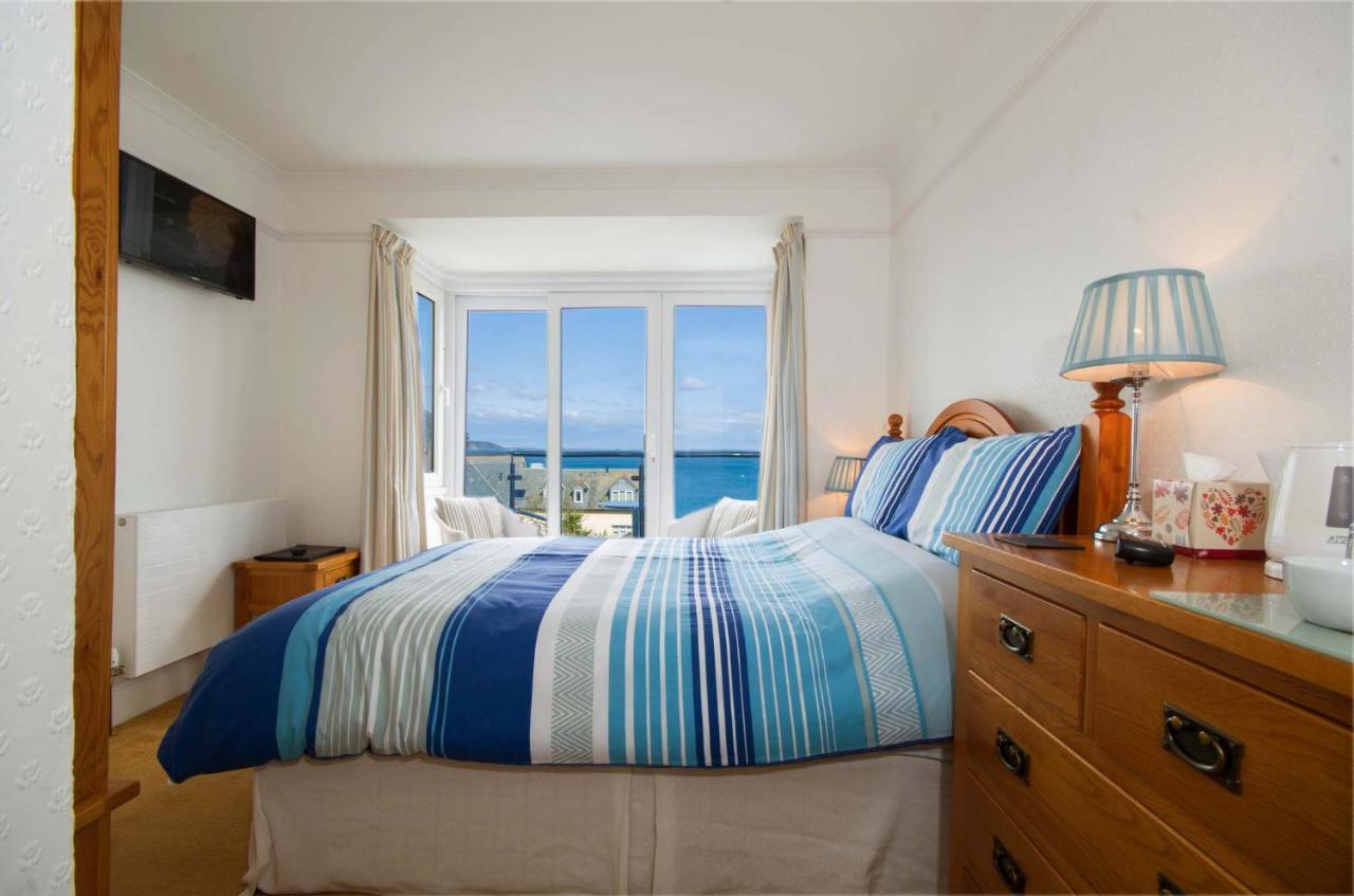 Seaview Bed & Breakfast Looe Bagian luar foto