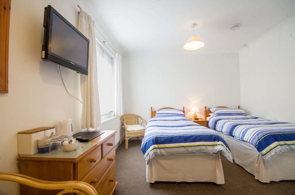 Seaview Bed & Breakfast Looe Bagian luar foto